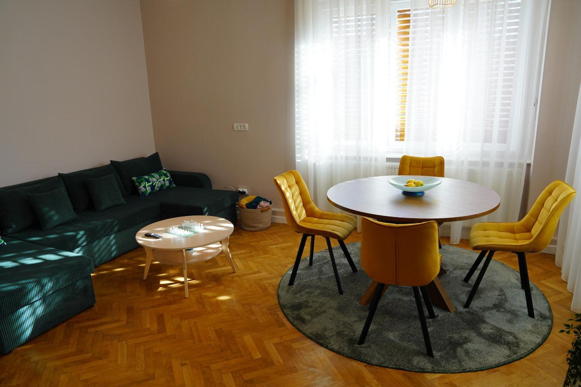 Ami'S Corner Lovely Family And Couple'S Home 시비우 외부 사진